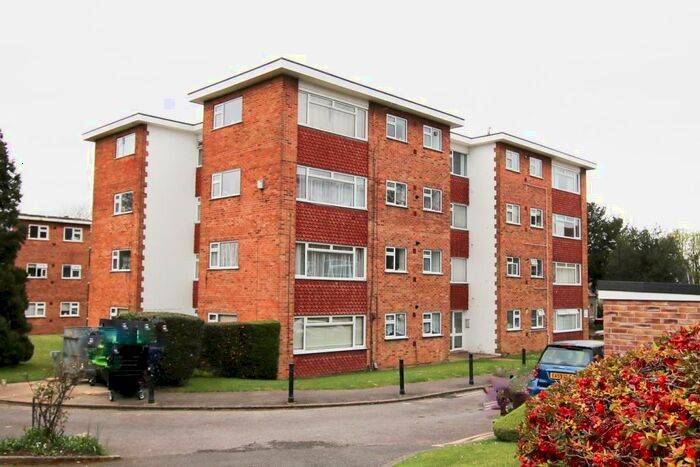 2 Bedroom Flat To Rent In Maldon Road, Wallington, SM6