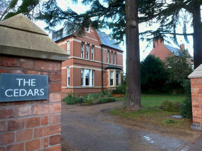 2 Bedroom Flat To Rent In Lillington Road, Leamington Spa, CV32