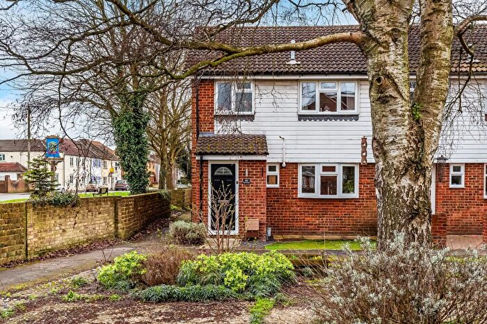 4 Bedroom End Of Terrace House To Rent In High Street, Wouldham, ME1