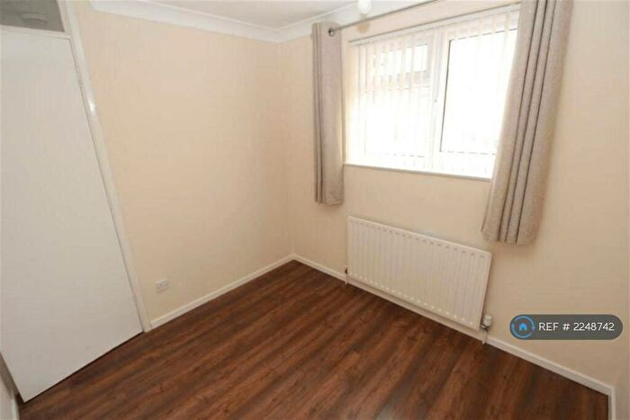 2 Bedroom Bungalow To Rent In Carbery Close, Oadby, Leicester, LE2