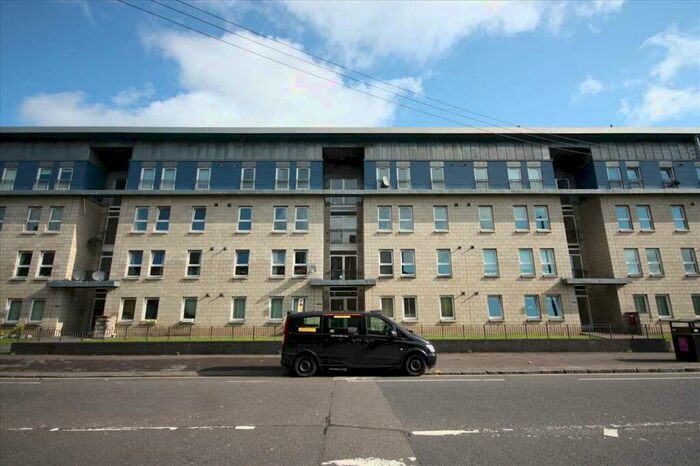 2 Bedroom Flat To Rent In St. Andrews Road, Pollokshields, Glasgow, G41