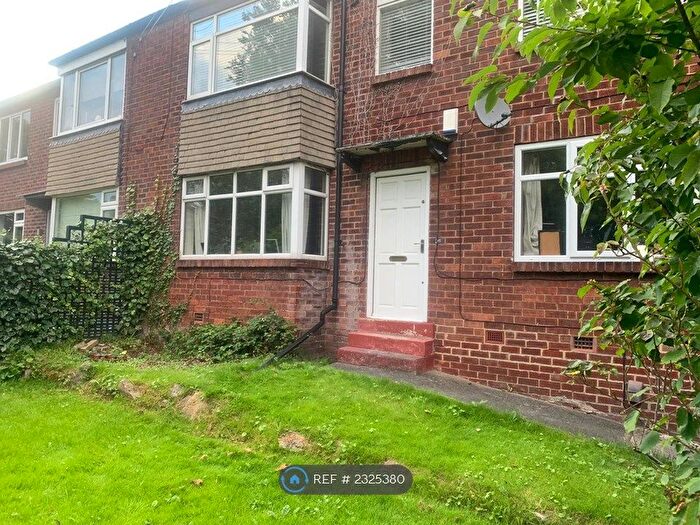 2 Bedroom Maisonette To Rent In Monk Bridge Road, Leeds, LS6