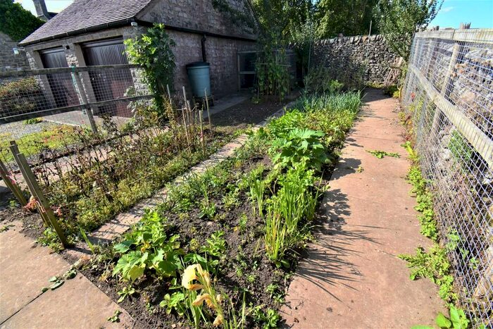 2 Bedroom Detached House For Sale In Alstonefield, Ashbourne, DE6