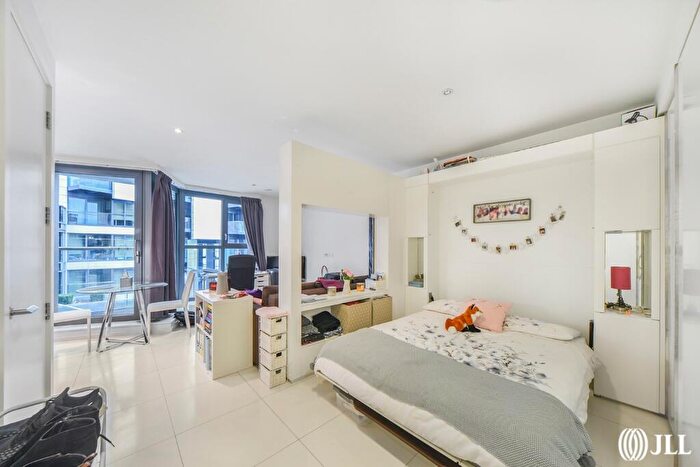 Apartment To Rent In Baltimore Wharf, London, E14