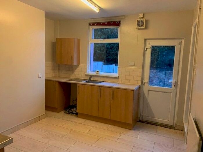 3 Bedroom Terraced House To Rent In Duncan Street, Brinsworth, Rotherham, S60