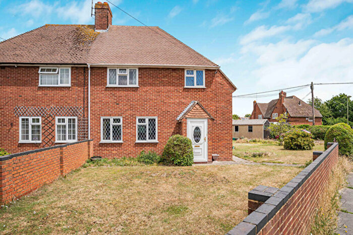 3 Bedroom Semi-Detached House For Sale In Sinodun Road, Didcot, OX11