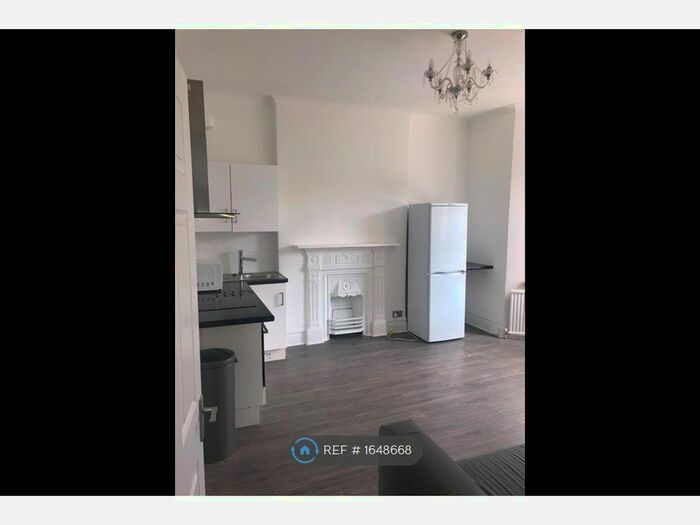 1 Bedroom Flat To Rent In Ebbsfleet Road, London, NW2