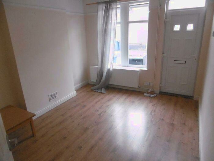 2 Bedroom House To Rent In Etwall Street, Derby, DE22