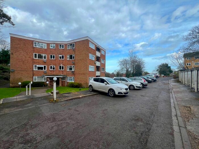 1 Bedroom Flat To Rent In Runnymede Court, West End, Southampton, SO30