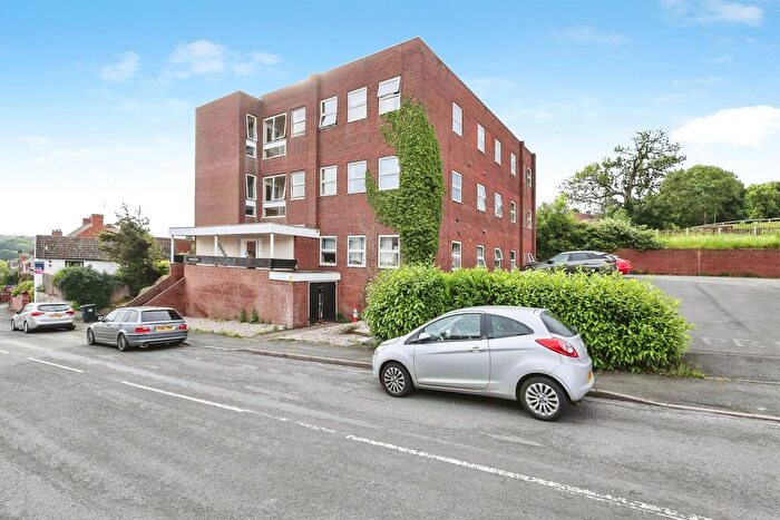 1 Bedroom Flat For Sale In Furlong Lane, Halesowen, B63