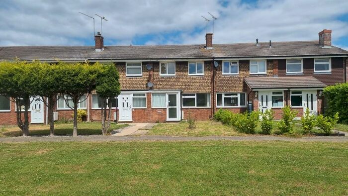 3 Bedroom Terraced House To Rent In Linnet Drive, Tile Kiln, Chelmsford, CM2