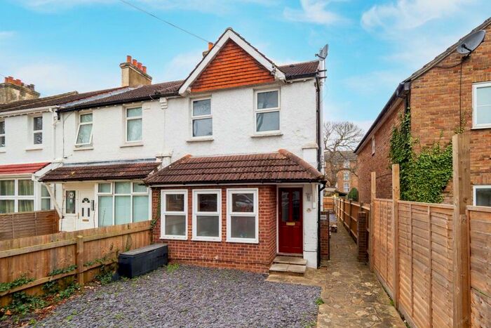 1 Bedroom Flat To Rent In Stanley Road, Carshalton, SM5