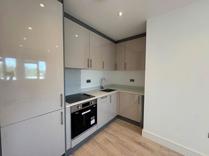 Flat To Rent In High Street, Swanley, BR8
