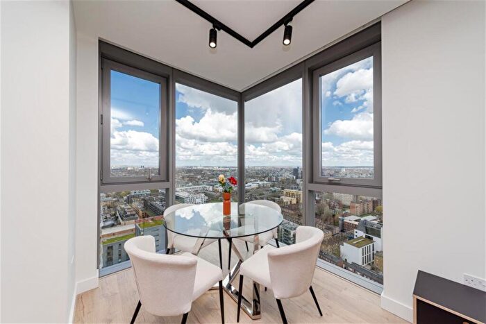 2 Bedroom Apartment To Rent In Valencia Tower, Bollinder Place, EC1V
