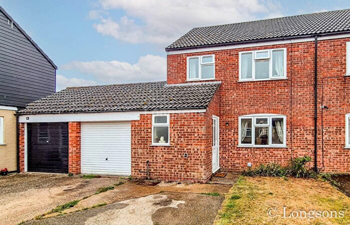 3 Bedroom Semi-Detached House For Sale In Queensway, Watton, IP25
