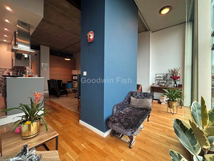 2 Bedroom Apartment For Sale In The Box Works, Worsley Street, Castlefield, M15