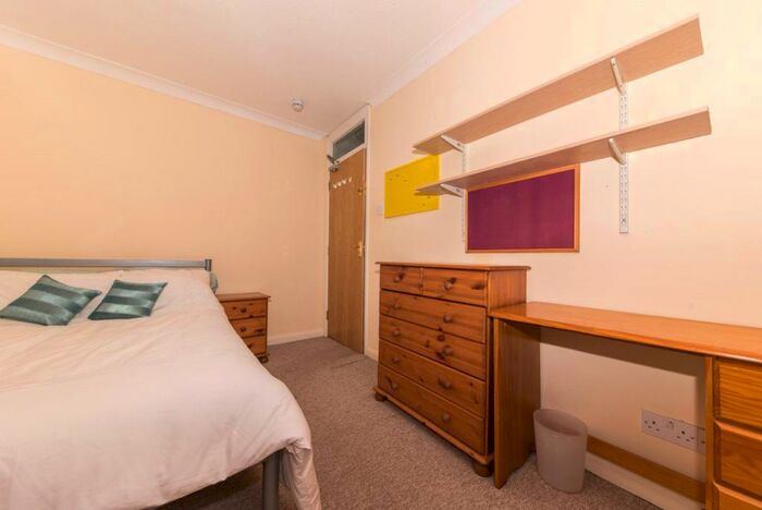 4 Bedroom House To Rent In Regency Place, Canterbury, CT1