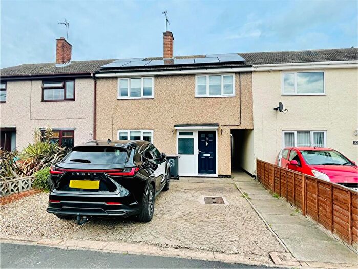3 Bedroom Terraced House For Sale In Newcomen Road, Bedworth, CV12