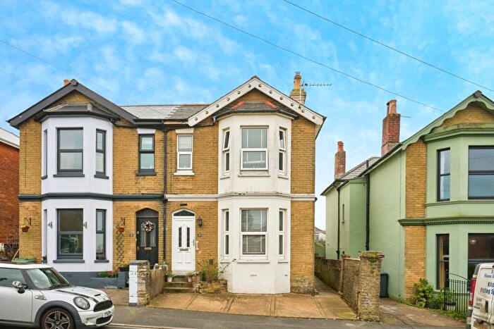 4 Bedroom Semi-Detached House For Sale In Argyll Street, Ryde, Isle Of Wight, PO33