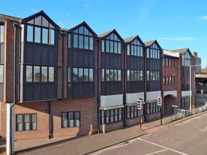 1 Bedroom Flat To Rent In North Street, Northgate House, TN24