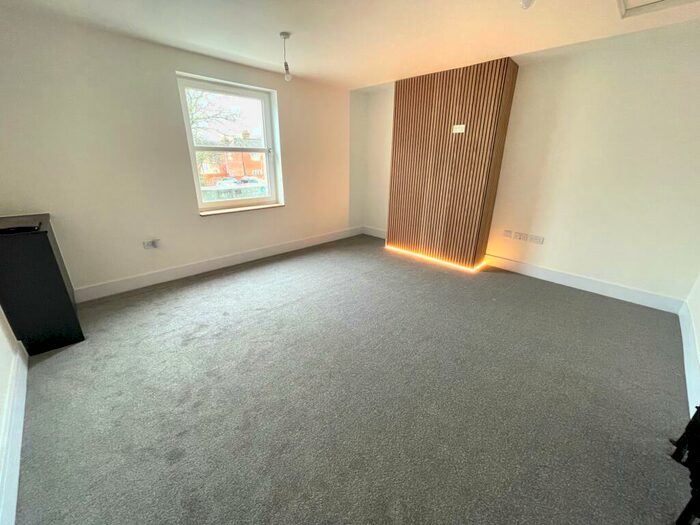 2 Bedroom Flat To Rent In Bedford Place, Southampton, SO15