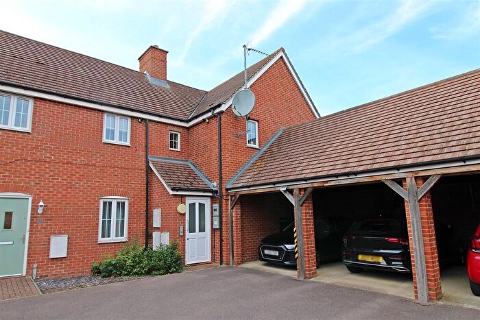 2 Bedroom Apartment For Sale In St. Johns Road, Arlesey, SG15