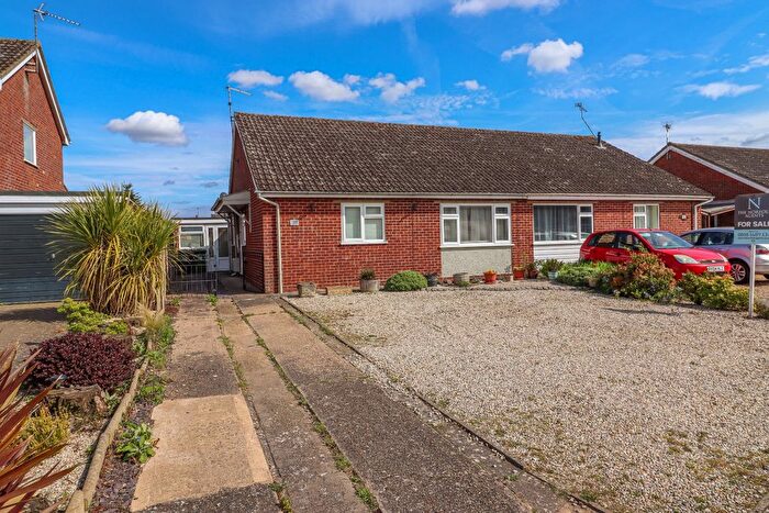 2 Bedroom Semi-Detached Bungalow For Sale In North Park, Fakenham, NR21
