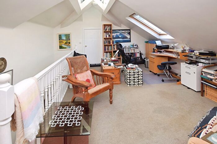 3 Bedroom Detached Bungalow For Sale In Cleve Lane, Exeter, EX4