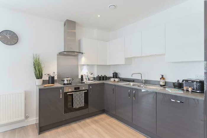1 Bedroom Apartment For Sale In Trinity Walk, London, SE18