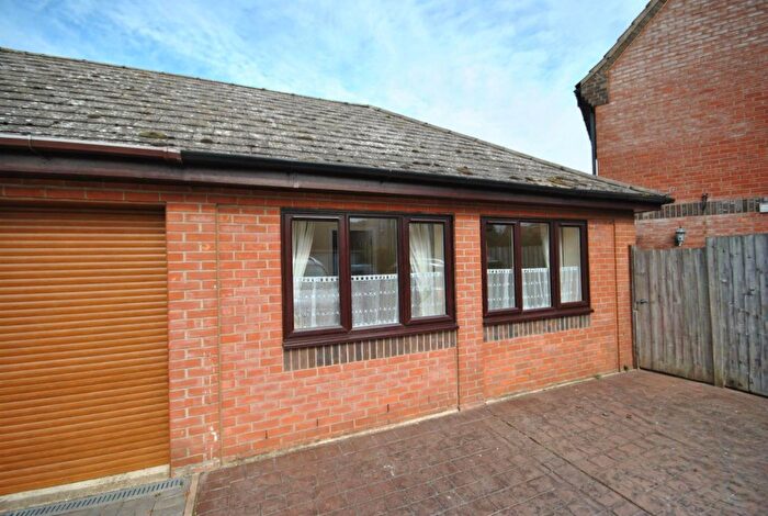 Studio To Rent In Cloverfields, Thurston, IP31