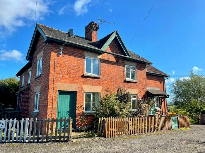 2 Bedroom Semi-Detached House For Sale In Eardisland, HR6