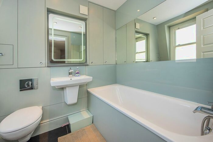 5 Bedroom Terraced House To Rent In Musgrave Crescent, London, SW6