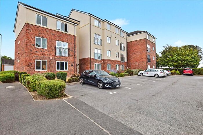 2 Bedroom Apartment For Sale In Maple Court, Seacroft, Leeds, West Yorkshire, LS14