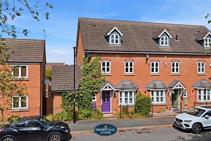 4 Bedroom End Of Terrace House For Sale In Jefferson Way, Bannerbrook Park, Coventry, CV4