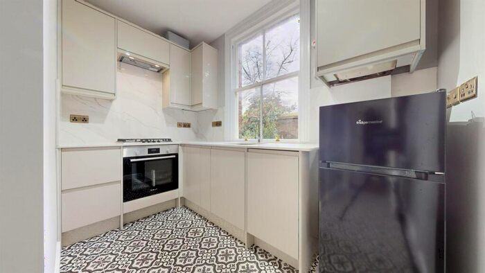 1 Bedroom Flat For Sale In Finborough Road, Chelsea, SW10