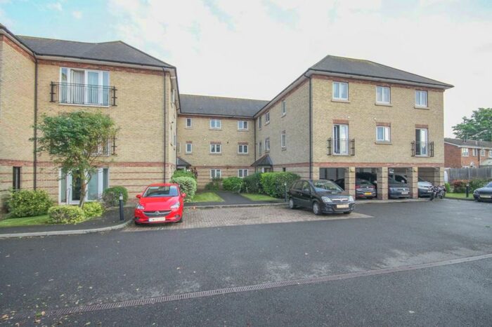 2 Bedroom Apartment To Rent In Watermill Mews, Church Street, Sittingbourne, ME10
