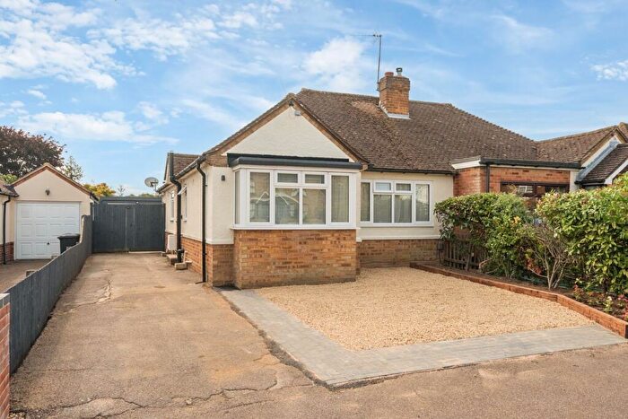 2 Bedroom Semi-Detached Bungalow For Sale In Station Road, Flitwick, MK45