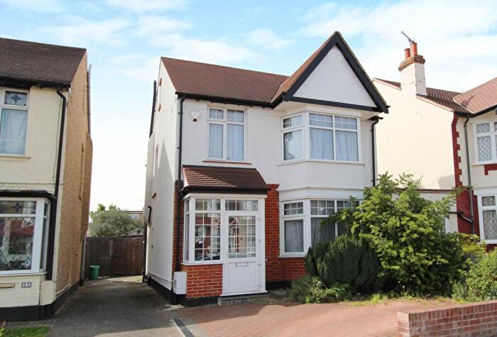 4 Bedroom House To Rent In The Mount, New Malden, KT3