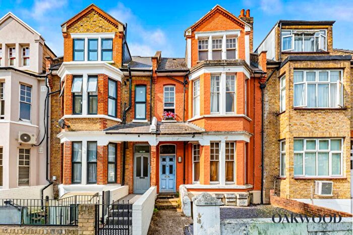 1 Bedroom Flat To Rent In Cranwich Road, London, N16