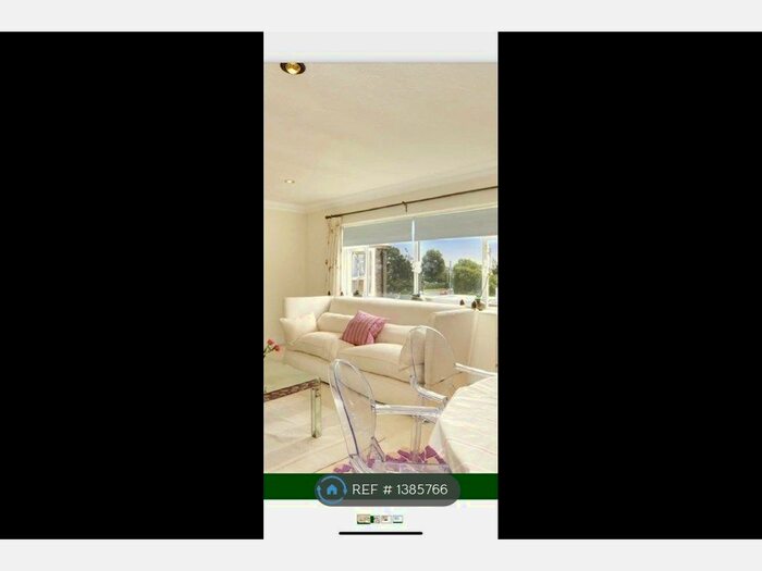 3 Bedroom Flat To Rent In Dyke Road Avenue, Hove, BN3