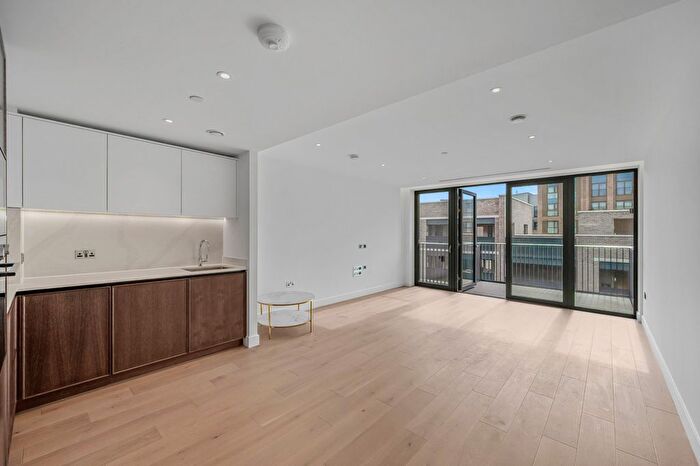 2 Bedroom Flat To Rent In Penny House, Calthorpe Street, WC1X