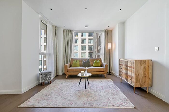 1 Bedroom Apartment To Rent In Gasholder Place, Oval Village, London, SE11