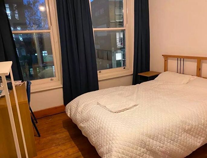 3 Bedroom Flat To Rent In Stoke Newington Church Street, London, N16