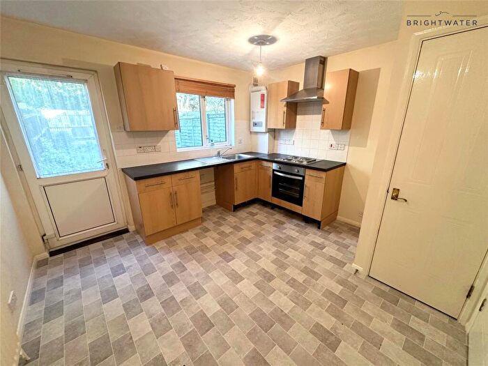 2 Bedroom End Of Terrace House To Rent In Victoria Gardens, Ringwood, Hampshire, BH24