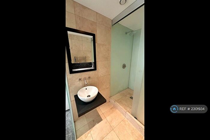2 Bedroom Flat To Rent In Brewer Street, Manchester, M1