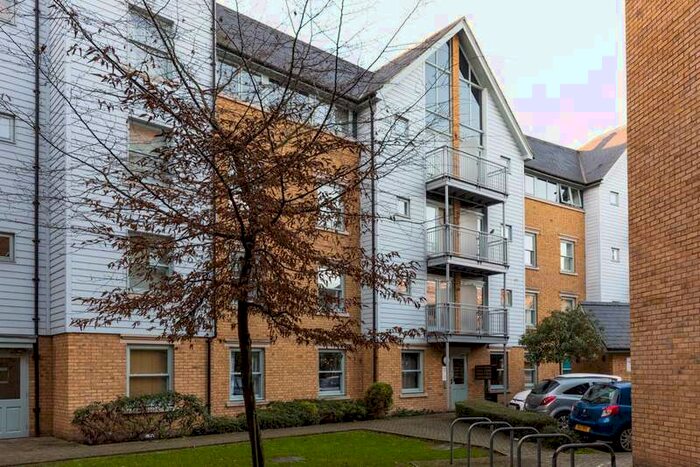 1 Bedroom Flat To Rent In Bingley Court, Canterbury, CT1