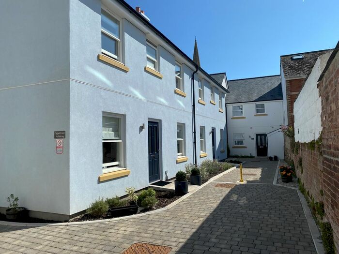 3 Bedroom Semi-Detached House To Rent In Cygnet Court, High St, Dawlish, EX7