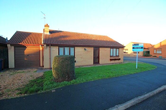 2 Bedroom Bungalow For Sale In Grebe Close, Whittlesey, Cambs, PE7