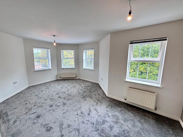 2 Bedroom Property To Rent In Potters Hollow, Nottingham, NG6