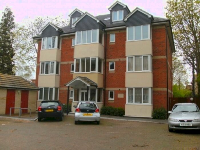 1 Bedroom Apartment To Rent In Regents Park, Southampton, SO15
